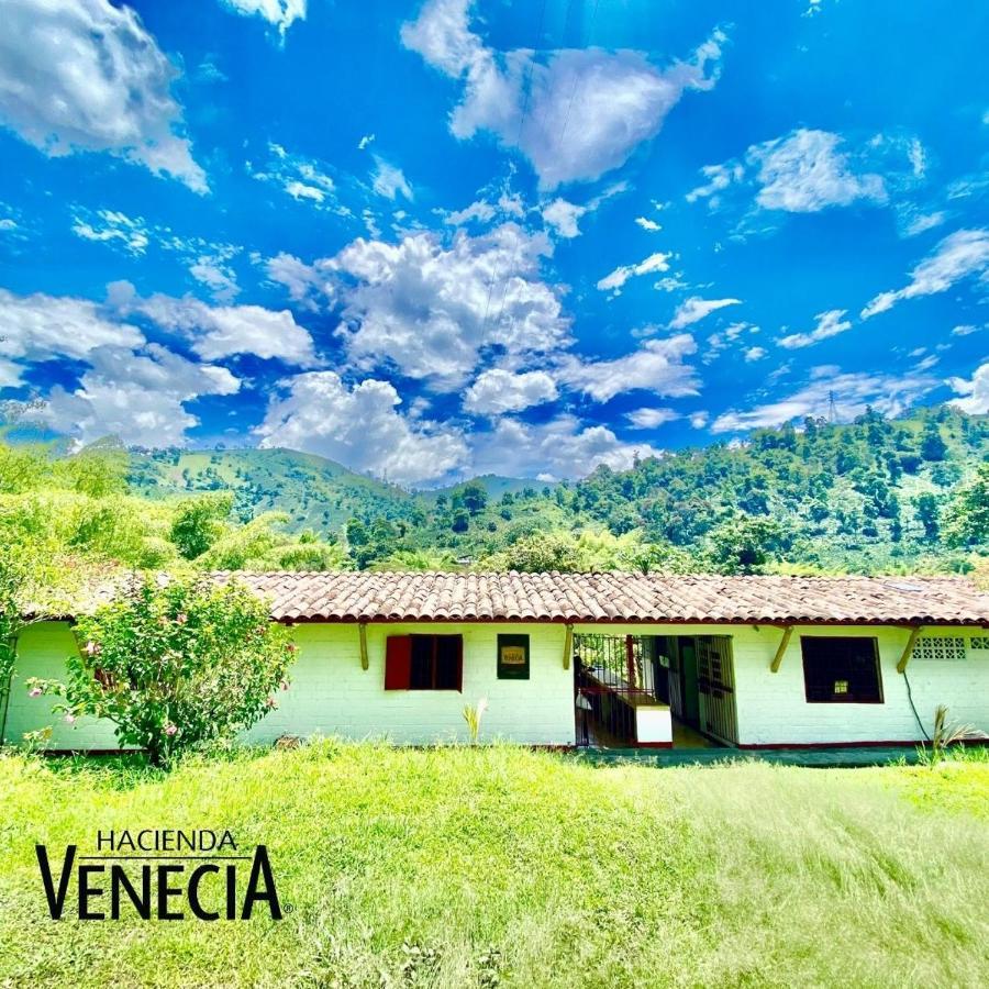 Hacienda Venecia Hostel San Peregrino Exterior photo